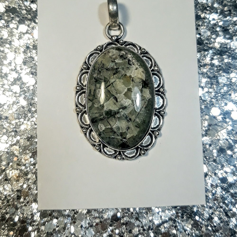 Dentritc Agate cabochon - Picture 1 of 7